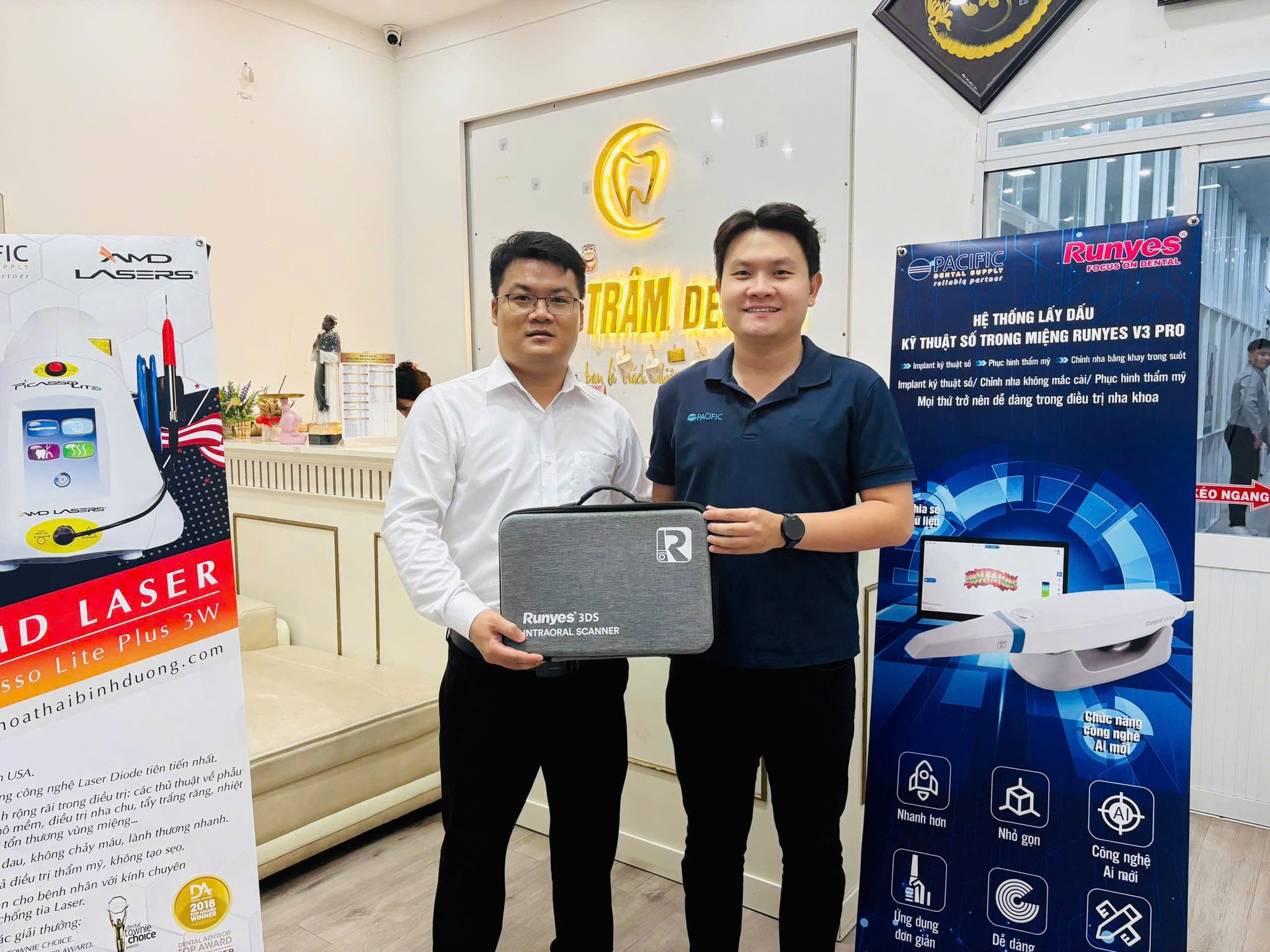 Công tác bàn giao và hướng dẫn sử dụng hệ thống scan trong miệng phiên bản V3 Pro